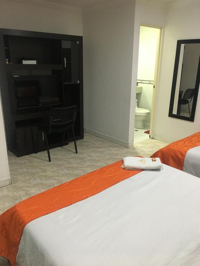 Hotel Fenix Real Богота Экстерьер фото