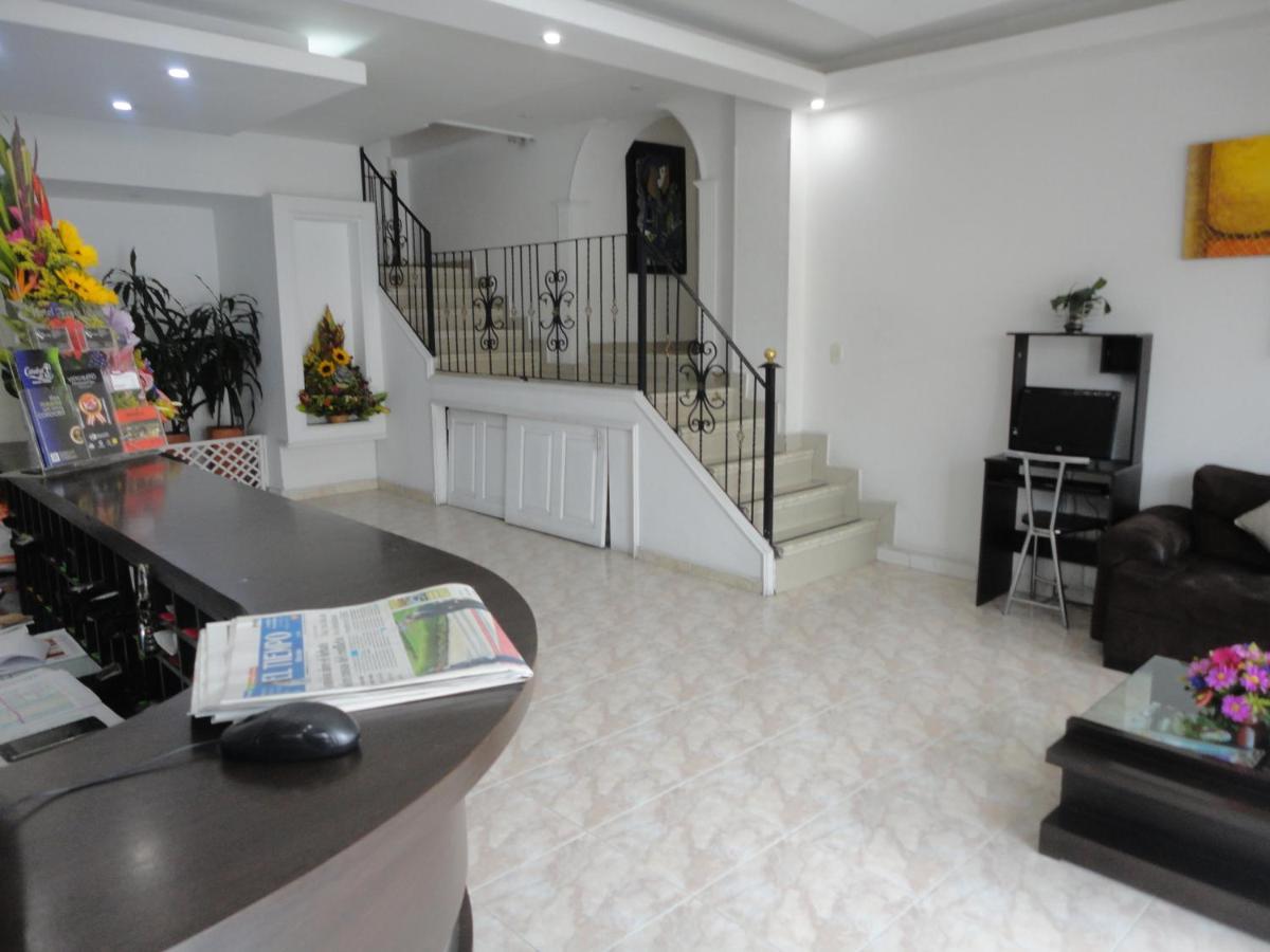 Hotel Fenix Real Богота Экстерьер фото